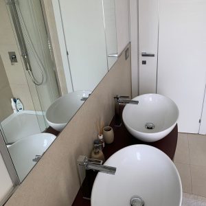 9431